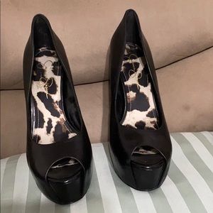 Jessica Simpson heels